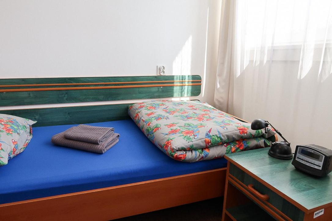Dom Studencki Raj Hostel Wroclaw Luaran gambar
